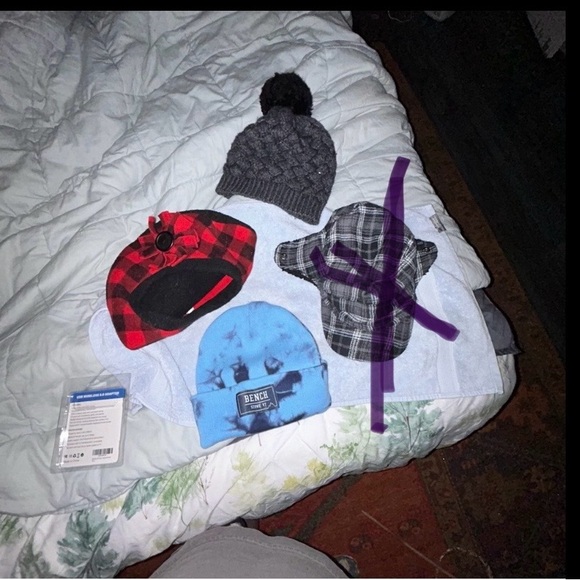 Lot of 3 Winter Hats, all types - Picture 4 of 9